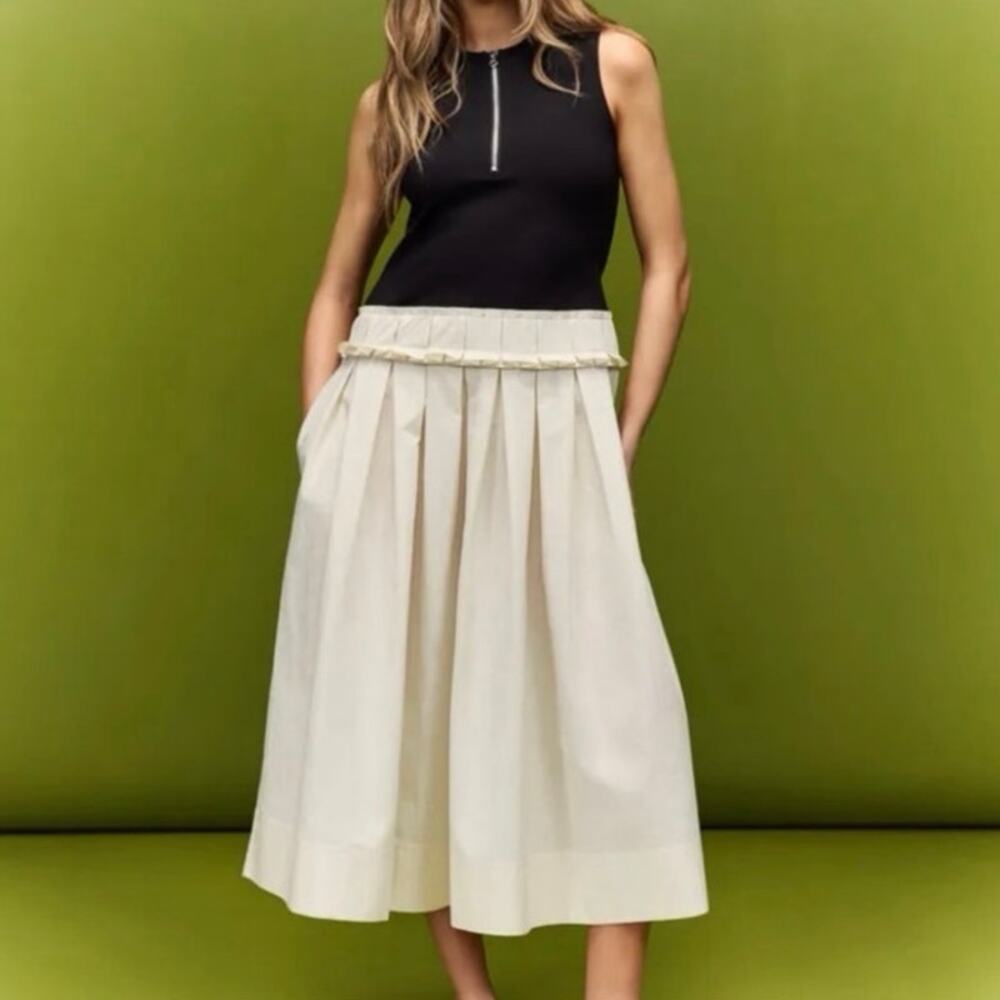 PLAN C Knit And Poplin Two
Toned Pleated MIDI Dress Size 6